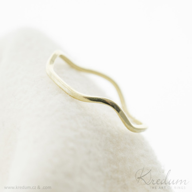 Plain gold yellow - zlatý snubní prsten - SK3934