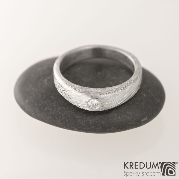 Kovaný prsten damasteel a diamant 2,70mm - Siona white - voda