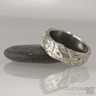 Motaný snubní prsten nerezový - Gordik, velikost 63