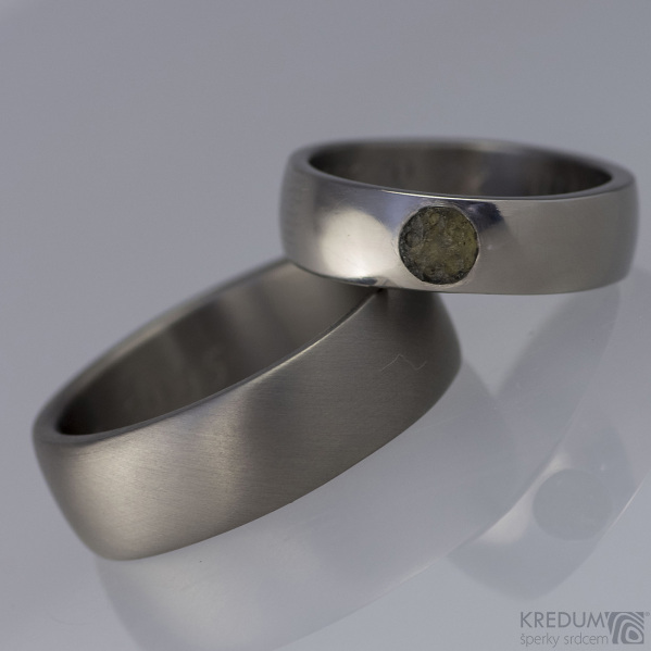 Prsten kovaný - Klasik titan a kámen - lesklý