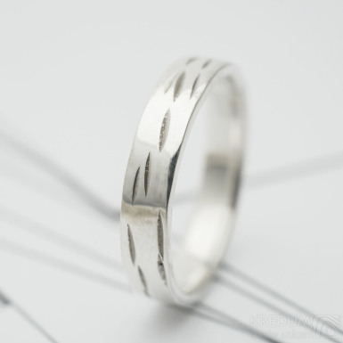 Betula silver - Stříbrný kovaný snubní prsten