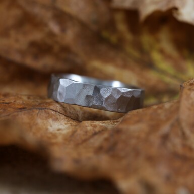 Natura nerez - matný - kovaný snubní prsten - CR5724