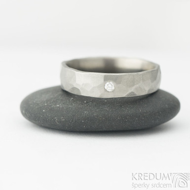 Natura titan matn a ir diamant 2 mm - kovan snubn prsten