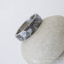 Zsnubn prsten s diamantem chirurgick ocel - Natura nerez, tmav + ir diamant 1,7 mm,  velikost 52, ka 5,5 mm, tlouka stedn - k 2512