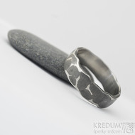 Draill tmavý - velikost 60, šířka 6 mm, tloušťka slabá - Kovaný prsten z nerezové oceli, SK2217 (2)