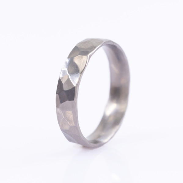 Natura titan - leskl� - vel. 49 CF - kovan� snubn� prsten - CR6437