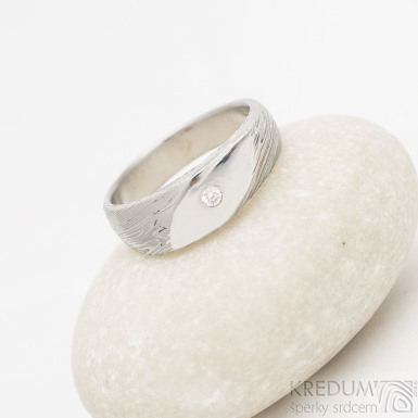 Intimity Slim a ir diamant 2 mm, voda - Zsnubn prsten z oceli damasteel, SK2528