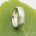 Kasiopea white - 60, šířka 6 mm damasteel 4,5 mm, okraje 2x0,75 mm,dřevo 75 SV, E - Snubní prsten Zlato a damasteel