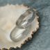 Snubn prsteny damasteel - Prima a ametyst 2 mm vsazen do stbra, velikost 57 a Prima, velikost 62, oba ka 5 mm, tl. stedn, devo lept svtl stedn, profil B - K 2136