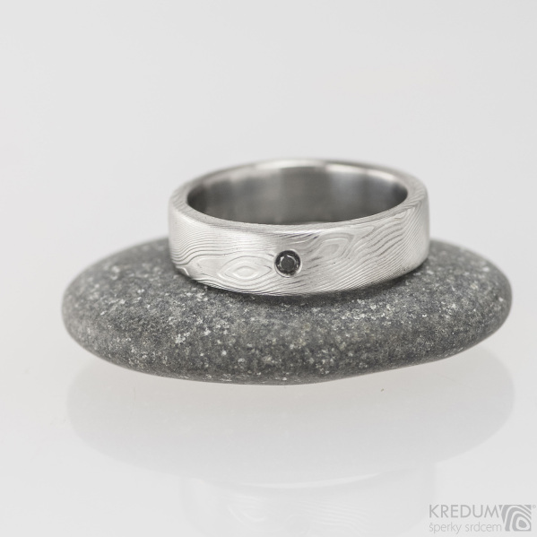 PRIMA a černý diamant 1,7 mm - dřevo - Snubní prsten kovaná nerezová ocel damasteel,S1470
