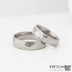 Prsten kovaný - Skalák titan a čirý diamant 2 mm - lesklý