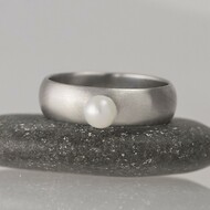 Prima nerez a perla - matn - kovan snubn/zsnubn prsten z nerezov oceli