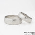 Snubn prsteny z damakov oceli - Siona damasteel, sturktura koleka, lept jemn, svtl + ir diamant 2,3 mm, velikost 57, ka 6 mm, tlouka v hlav 2 mm, tlouka v dlani 1,5 mm  - k 0444