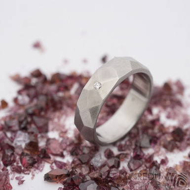 Skalk a ir diamant 1,5 mm - 48, ka 5 mm, matn - Brouen snubn prsten z nerezov oceli