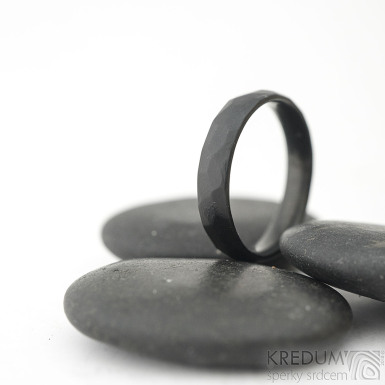 Rock matný + povlakování DLC - černá - kovaný nerezový snubní prsten z nerezové oceli - SK1166