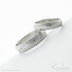 Snubní prsteny damasteel - Prima, voda, lept světlý střední, tloušťka střední, profil A - vel. 51, šířka 5mm, diamant čirý 1,5 mm a vel. 63, 6 mm - k 5861