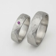 snubní prsteny Natura - dámský osazen broušeným rubínem - k 0400