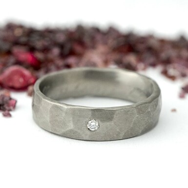 Natura titán a číry diamant 1,7 mm - matný - kovaný titánový snubný prsteň