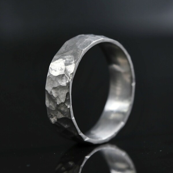 Archeos titan - run vyrbn snubn prsten z titanu