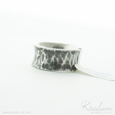 Rafael - kovaný snubní prsten z nerezové oceli - V5085
