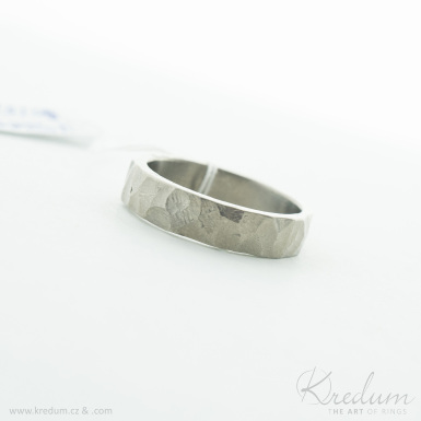 Raw titan - kovaný snubní prsten, V5244